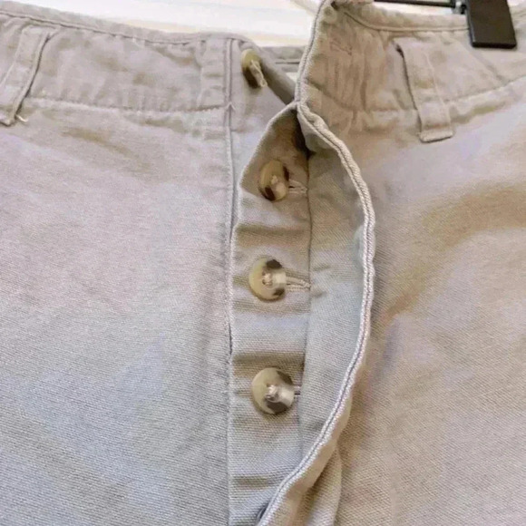 Eddie  Bauer High Rise Women’s Heavy Duty Khaki Shorts Button Up Fly Flat Front - Picture 3 of 4